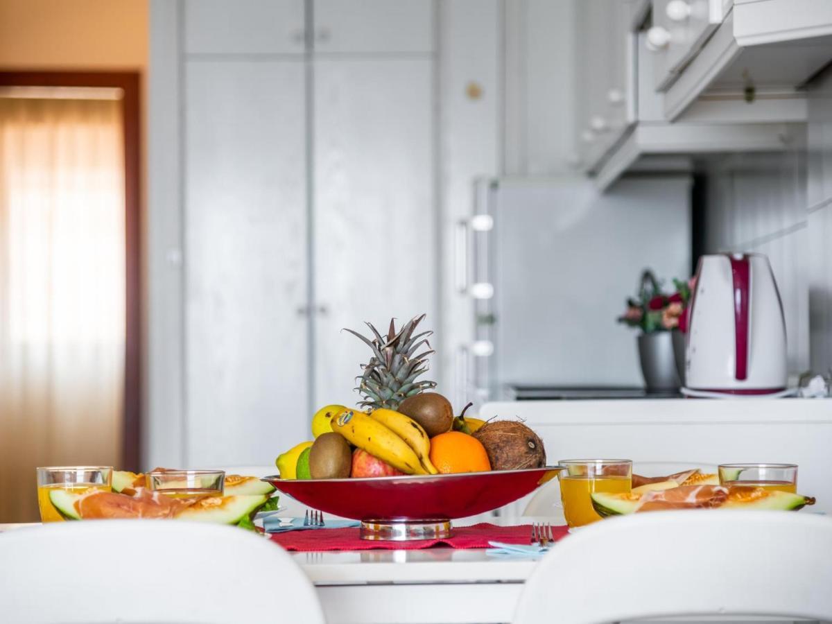1 1 Beautiful Seafront With Balcony And Wifi Apartment Los Cristianos  Ngoại thất bức ảnh