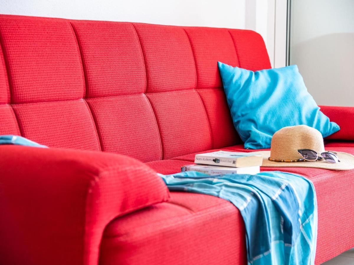 1 1 Beautiful Seafront With Balcony And Wifi Apartment Los Cristianos  Ngoại thất bức ảnh