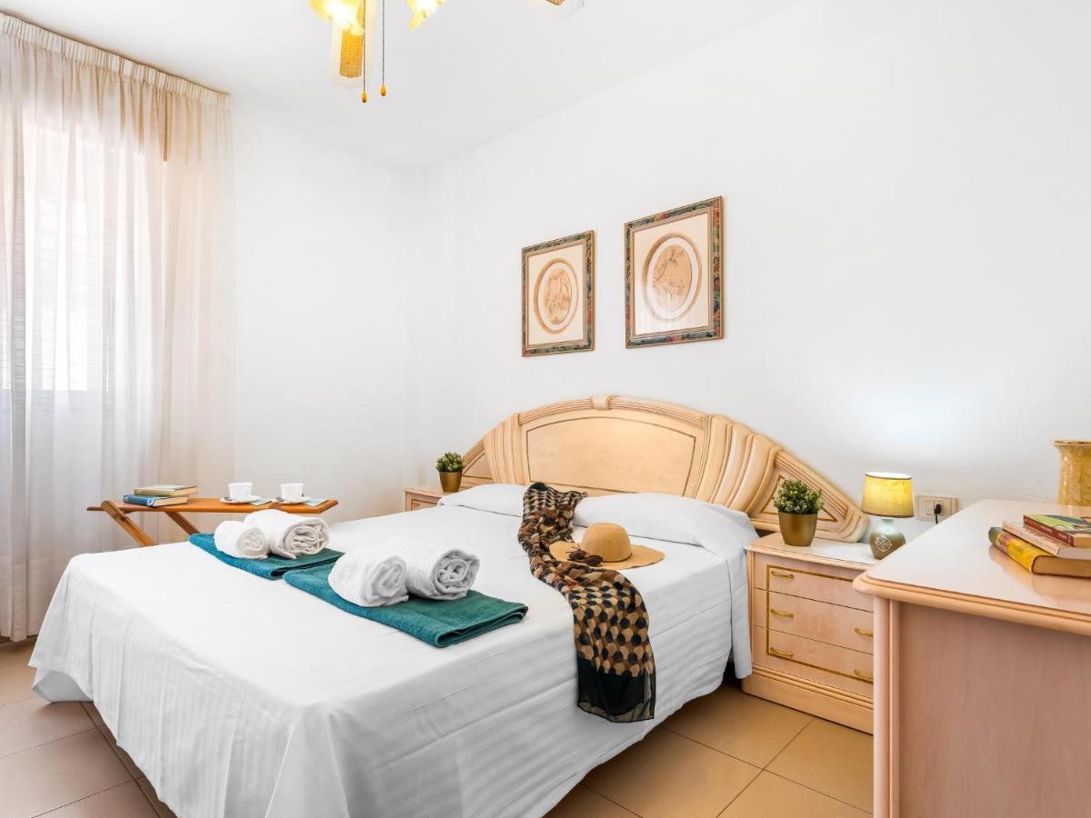 1 1 Beautiful Seafront With Balcony And Wifi Apartment Los Cristianos  Ngoại thất bức ảnh